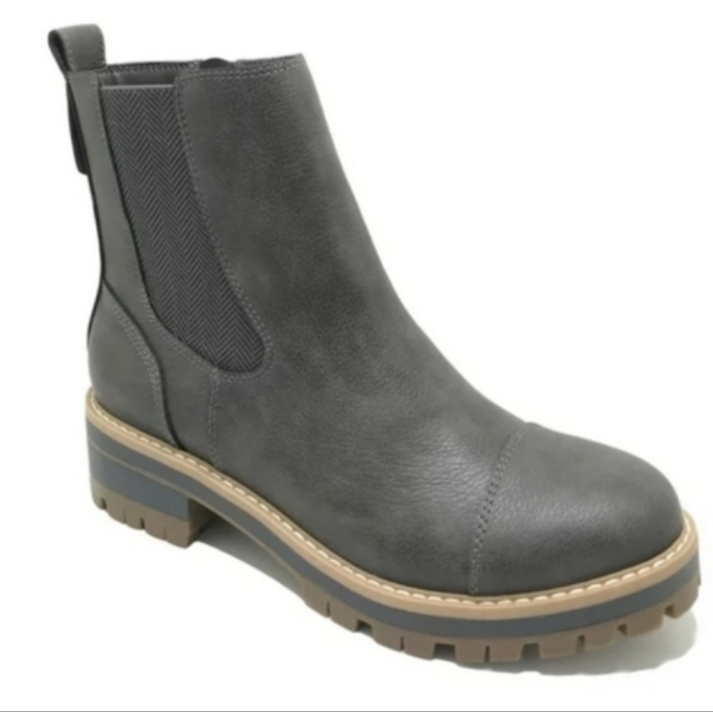 Women's Chelsea Lug Sole Ankle Boots Charcoal Gray Time and Tru